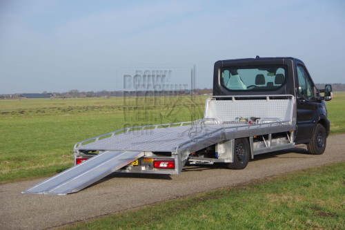 Ford e-Transit oprijwagen